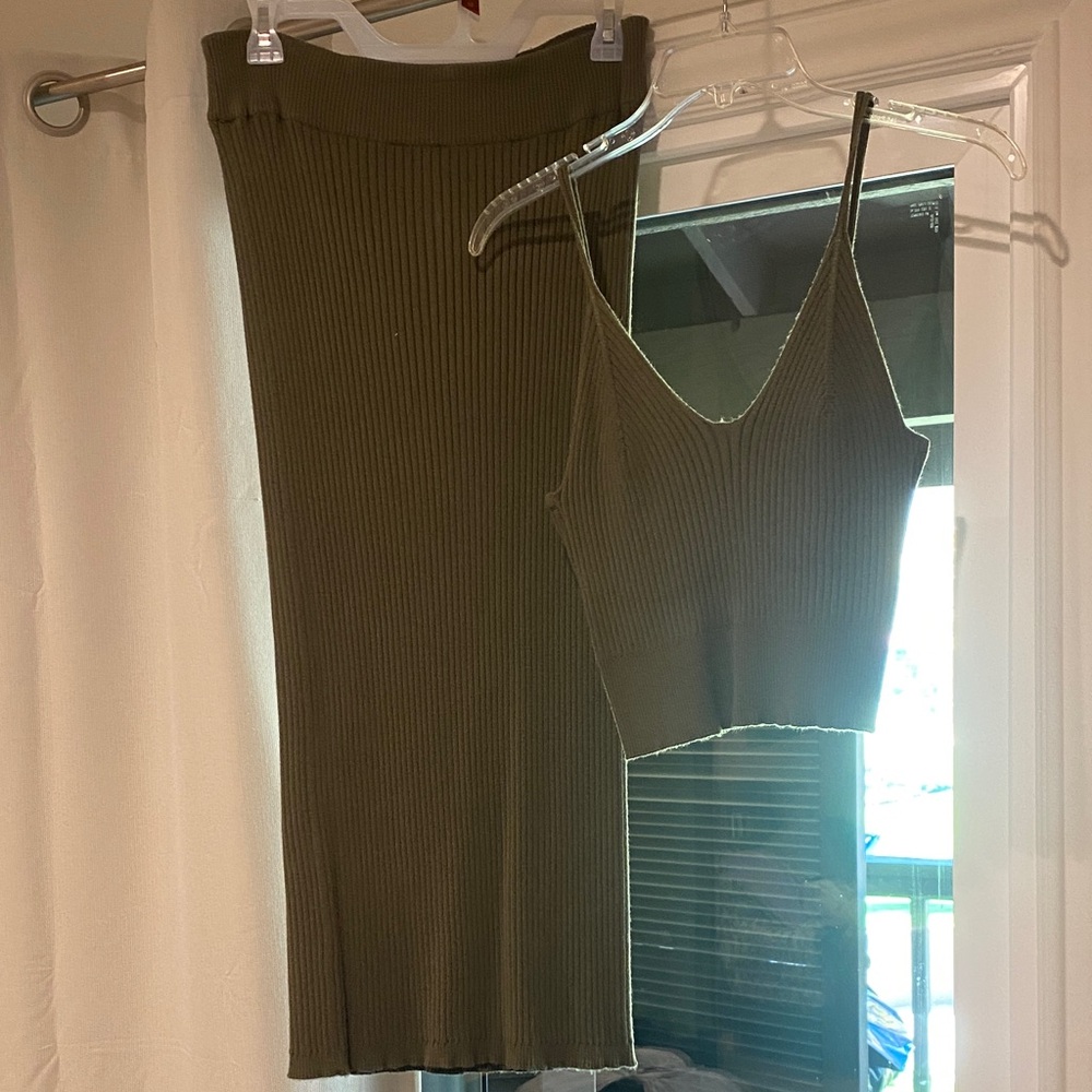Calvin Klein Olive Ribbed Knit Skirt Set
